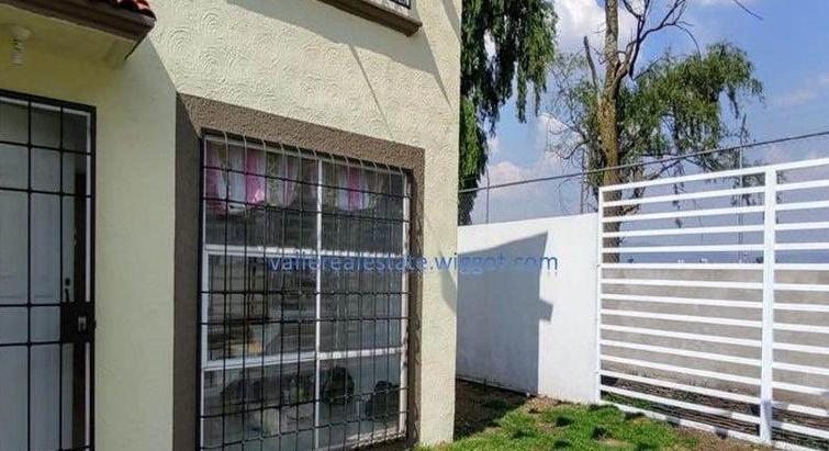 3 bedrooms · 2 bathrooms · House