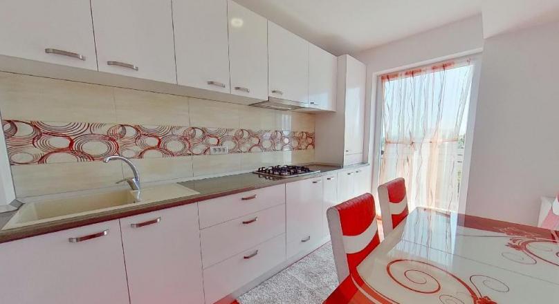 Bright residence, on the chromatic in agreement, Brasov