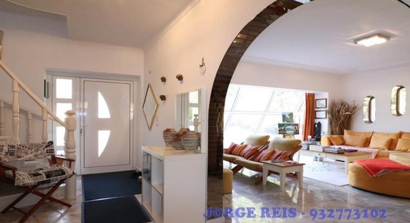 VILLA FOR SALE WITH POOL AND TENNIS COURT IN ESPOSENDE