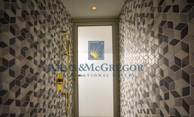 Beautiful and Luxurious Penthouse in Palm Jumeirah