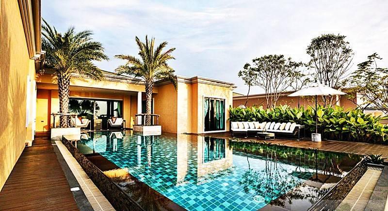 LUXURY POOL VILLA IN SIAM ROYAL VIEW LUXURY VILLAGE PATTAYA
