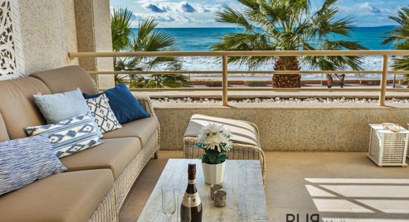 Palma. Portixol. Direct sea view. Direct beach access. Don't have to worry about anything.