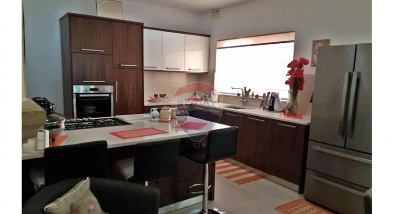 A beautiful terraced house in Qormi Highly finished and parly furnished 3 bedroom