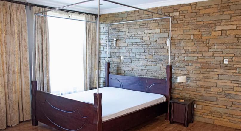 Looking for a fully furnished apartment for rent?
