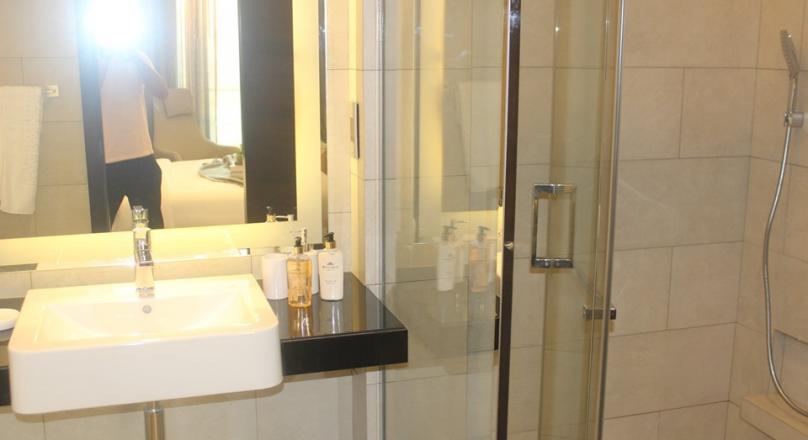 stunning 2 bedroom Appartment close kitchen