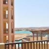 20 apartments ready to move in directly overlooking the pool & Marina view