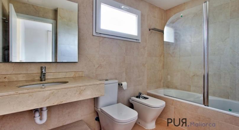 Sa Rapita. First time use. Apartments. Fully furnished. Large, very well-kept area.