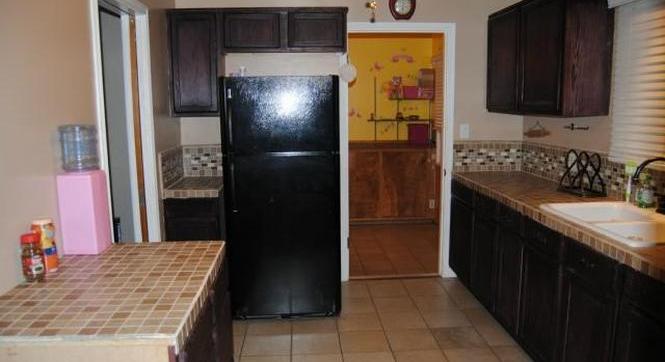 3 bedrooms · 2 bathrooms · House