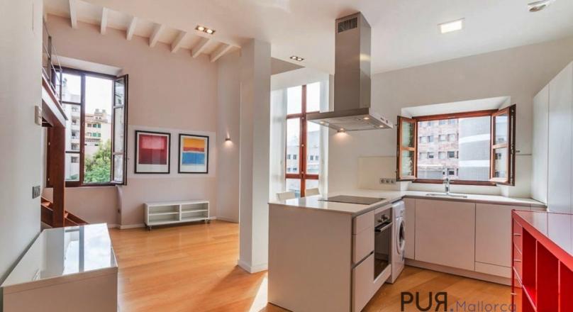Right on the Ramblas. Loft - Apartment. Absolutely new.