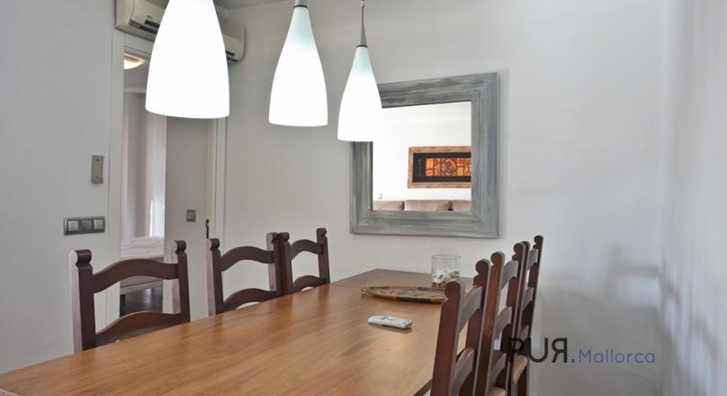 Port Pollenca. Short distances to the water. Large, completely renovated apartment.