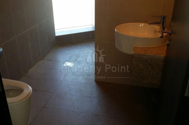 2 Bed Rooms In reem Island With Full Facilities(3Cheqs)90K Only