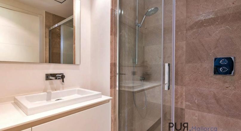 Right on the Ramblas. Loft - Apartment. Absolutely new.