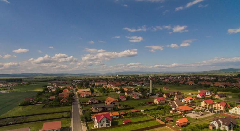 FILMING drone !!! Field Farm, Hala Residential construction on land 20.000mp, Prejmer, Brasov