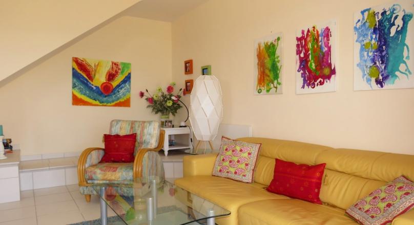 Santa Ponsa. Duplex. With ocean view. And really. In a well-kept complex.