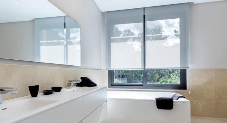 Villa. Close to the golf course. Brand new. Equipment high end.