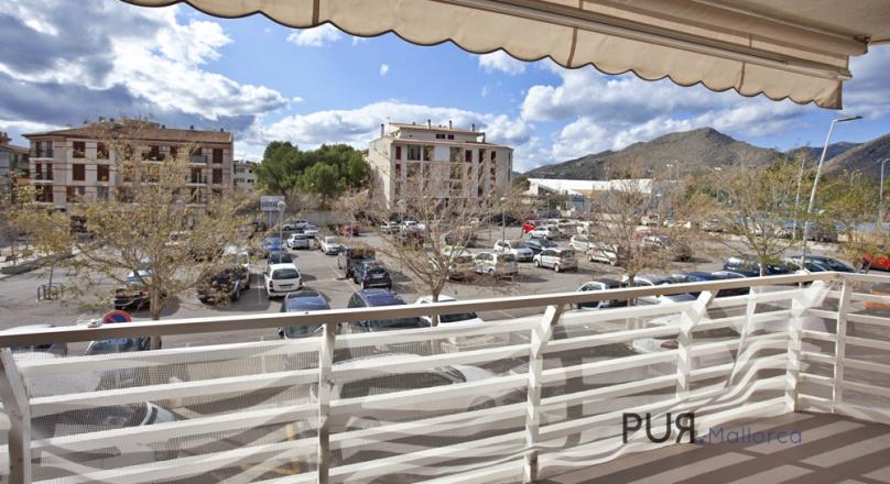 Port Pollenca. Short distances to the water. Large, completely renovated apartment.