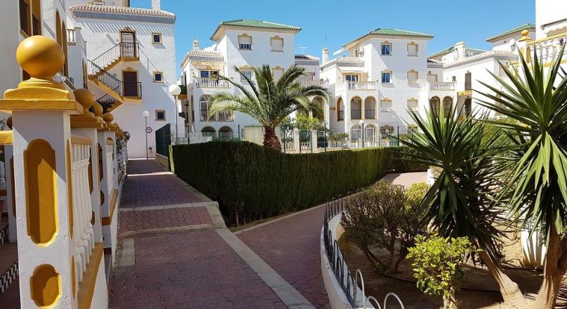 Apartments for long term rent in La Mata, Torrevieja