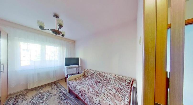 Detached on 3 rooms, 1st floor, Astra, Brasov