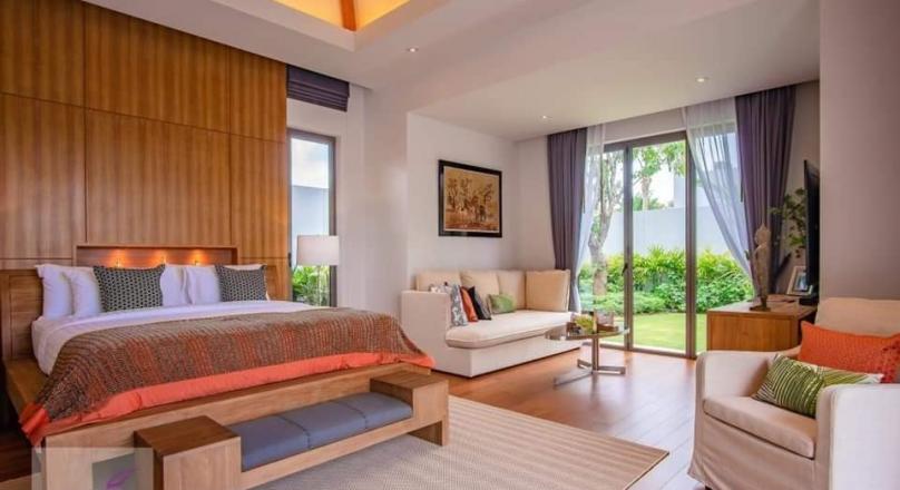 Phuket quality real estate presents this super high quality 2-3-4 bedroom villa