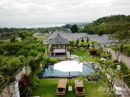 luxury villa with ocean view for rent in jimbaran bali