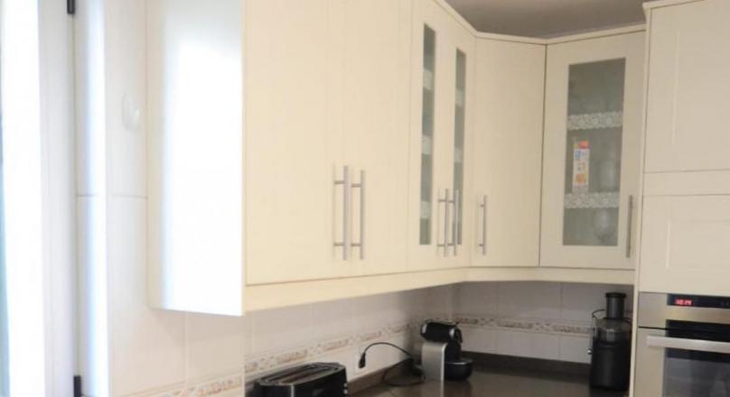 Beautiful detached house with private pool and wine cellar