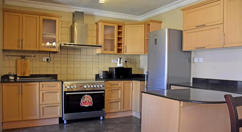 Looking for a fully furnished apartment for rent?