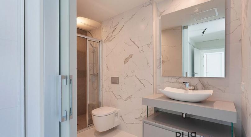 Nova Santa Ponsa. Apartment with lots of space. Mint condition. Year of construction 2019.