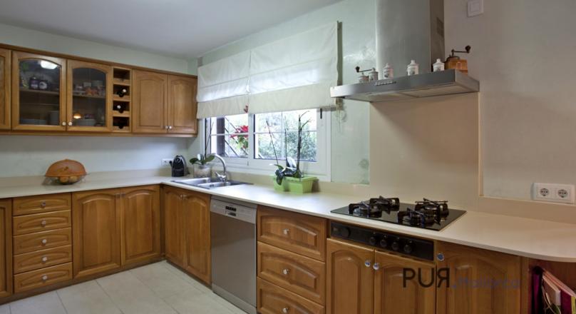 Mancor de la Vall. At the foot of the Tramuntana. A townhouse. Very good price / performance ratio.