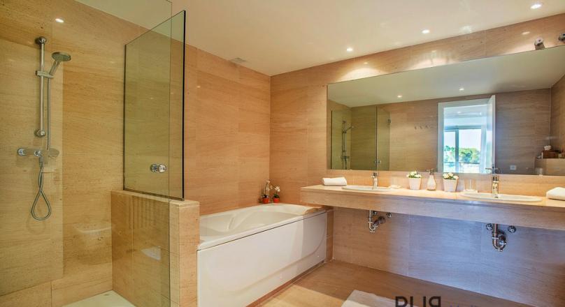 Sol de Mallorca An apartment of a special kind. In a truly royal complex.