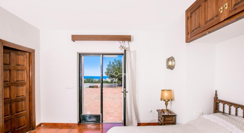 Finca for sale in Calpe with lovely views over the Bay and the Peñon Ifach