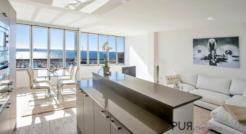 A penthouse in Portals. In one of the hotspots of Europe. Without if. Without buts.