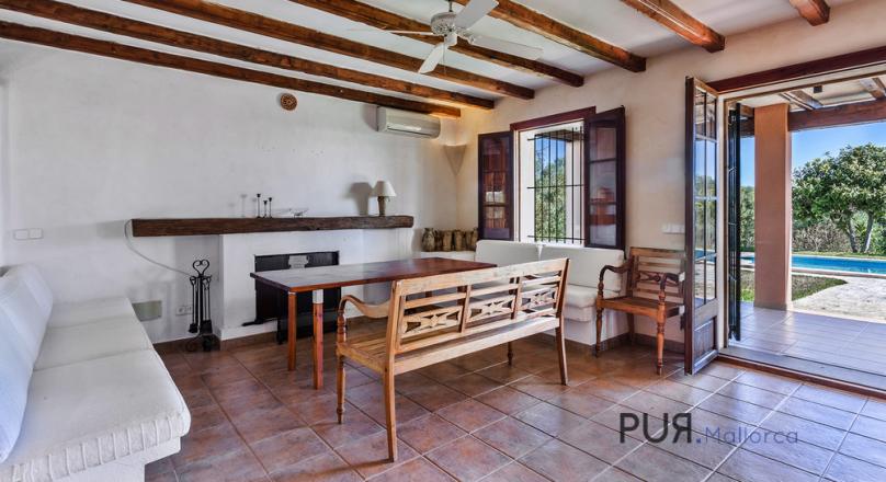 Well marketable. Ideal as a rental property. With license. Finca. Close to the ocean. Great beaches.