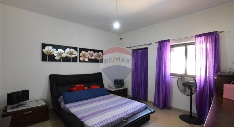 TARXIEN - Elevated ground floor MAISONETTE