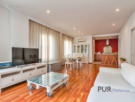Chic, small apartment. A stone's throw from the famous promenade and the beach of El Molinar