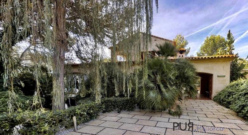 Felanitx. A finca. A residence. A natural oasis.