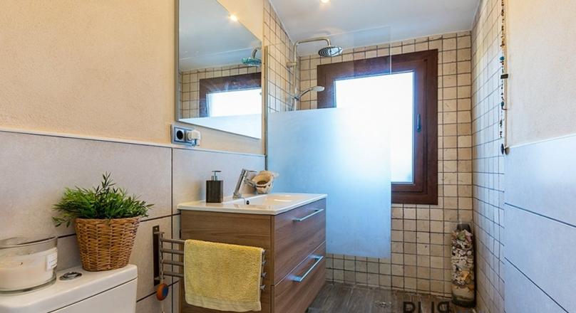 Villa in the southwest. View pictures. See price. Request Expose. Visit
