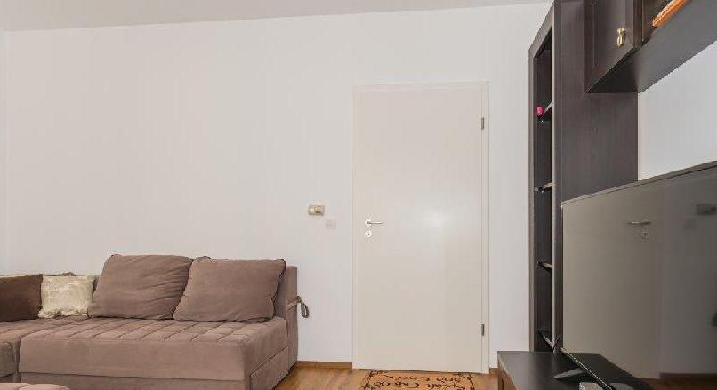 EXPLORE VIRTUALLY! Coquettish property in the residential area