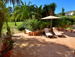 Luxury in Palma. Newly defined. Old town villa with roof terrace and pool.