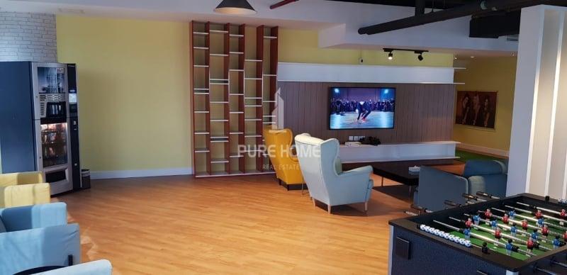 Exclusive Offer !! Unique Large sized 1 Bedroom and Maid Room