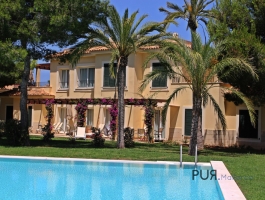 Enjoy immediately. Also this beach. Brand. Apartments in Sa Rapita.