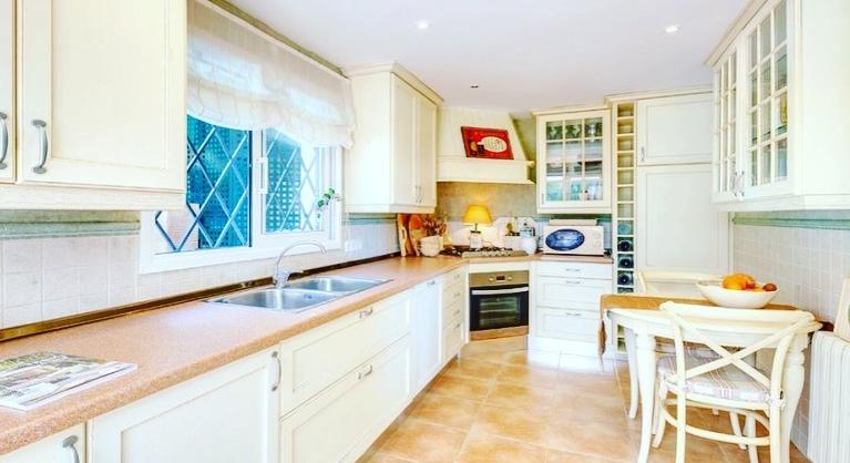 FOR RENT - Attractively designed apartment on two floors of a small residence in Cas Catala