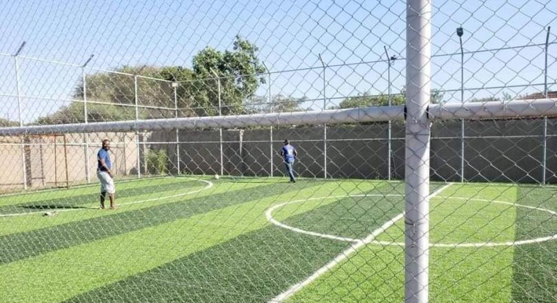 5 BEDROOMS STANDALONE WITH LARGE YARD AND POOL