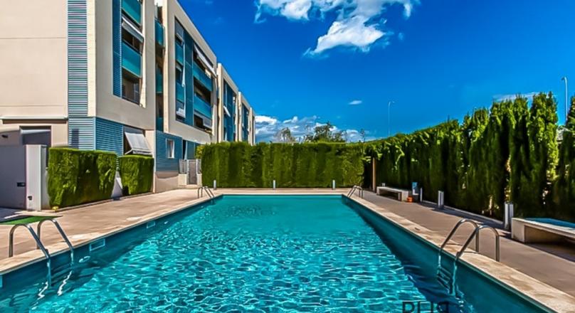 El Molinar. Nice apartment. Short walk to the beach and the promenade Portixol / El Molinar.