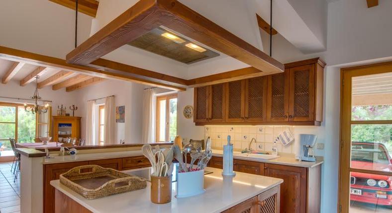 Finca with sea view, guest apartment and vacation rental license