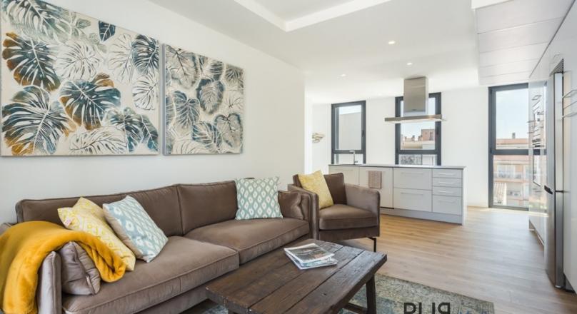 Sea view duplex apartment with roof terrace in El Molinar