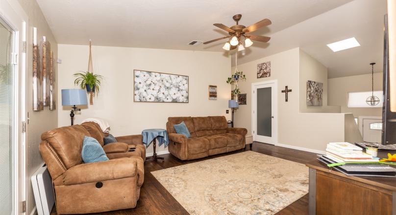 Double Master (4) Bed (3) Bath, 4567 North Desert flower Circle