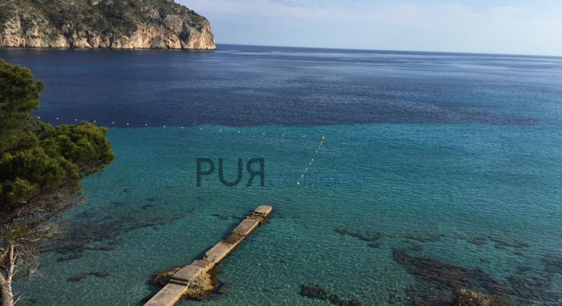 Camp de Mar. The bay. Ocean. The air. Mallorca.