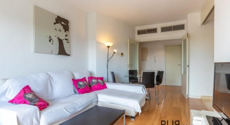 El Molinar. Nice apartment. Short walk to the beach and the promenade Portixol / El Molinar.