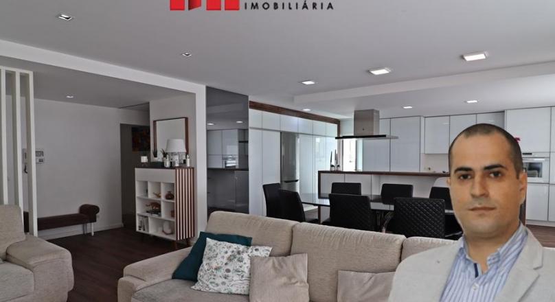Sale of Apartment T3 + 1, Póvoa de Varzim Beach