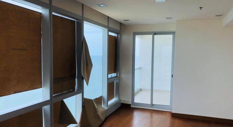 3 bedrooms · 3 bathrooms · Apartment